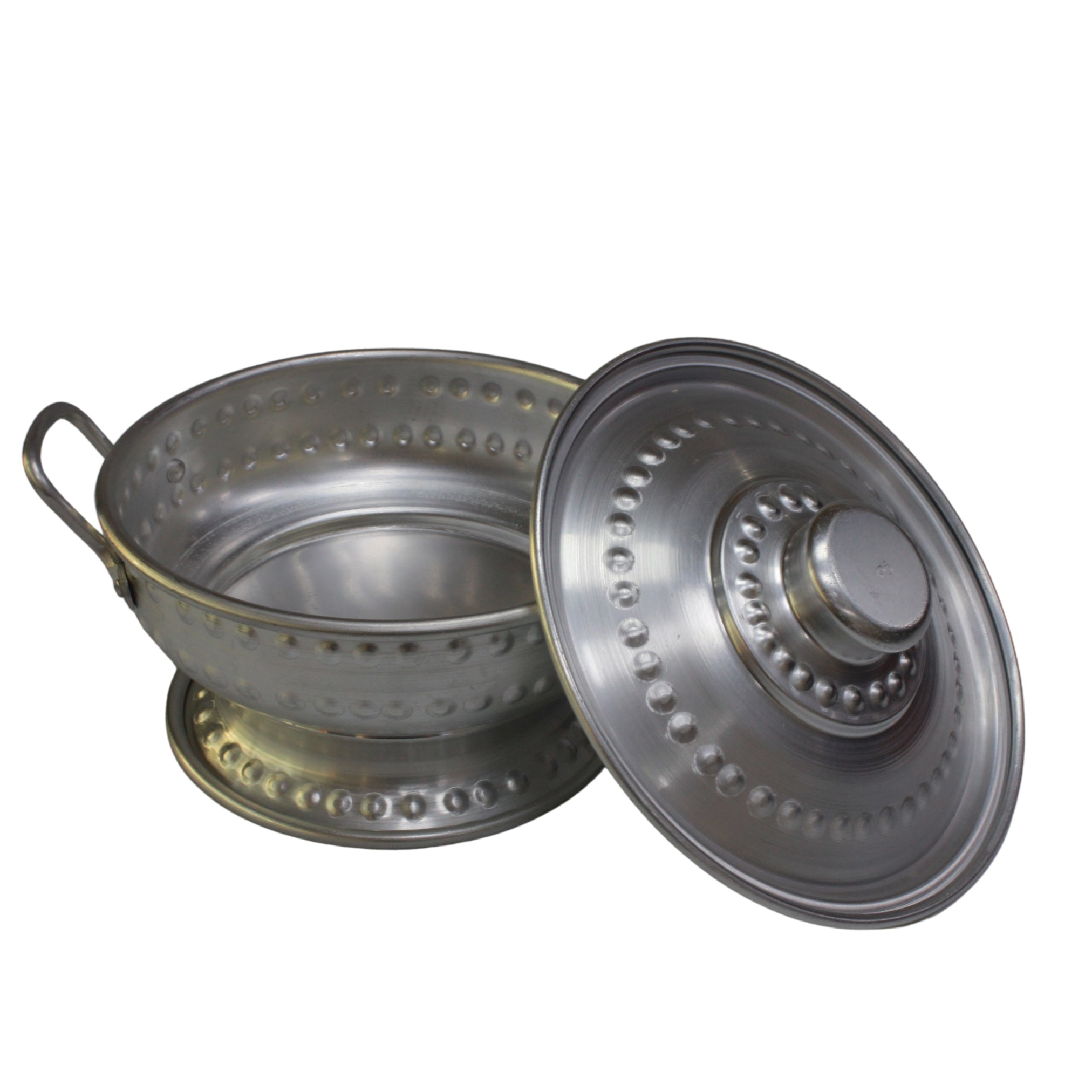 B Deep plate with embossed base and lid